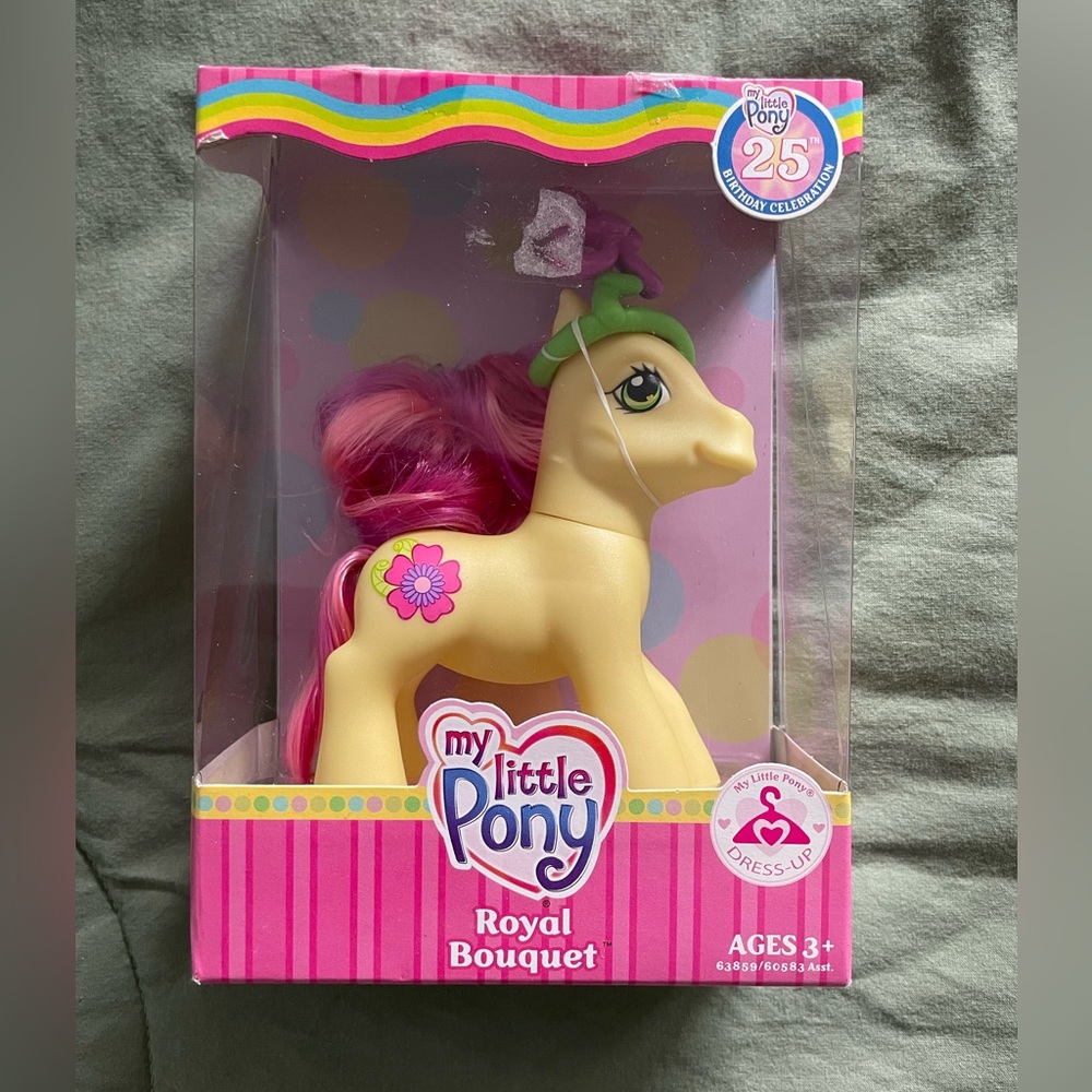 My Little Pony Royal Bouquet G3 25th Anniversary NIB